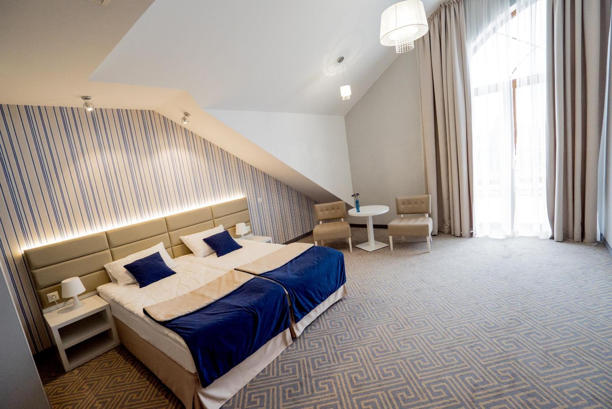 Hotel Aleksandria Siedlce Exteriör bild