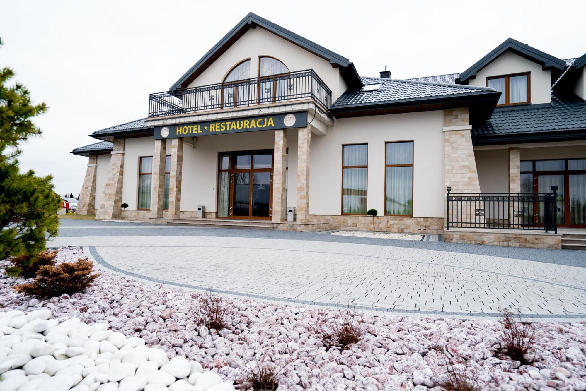 Hotel Aleksandria Siedlce Exteriör bild