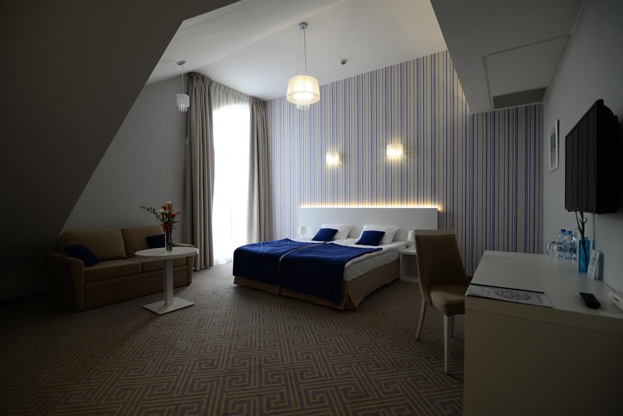 Hotel Aleksandria Siedlce Exteriör bild