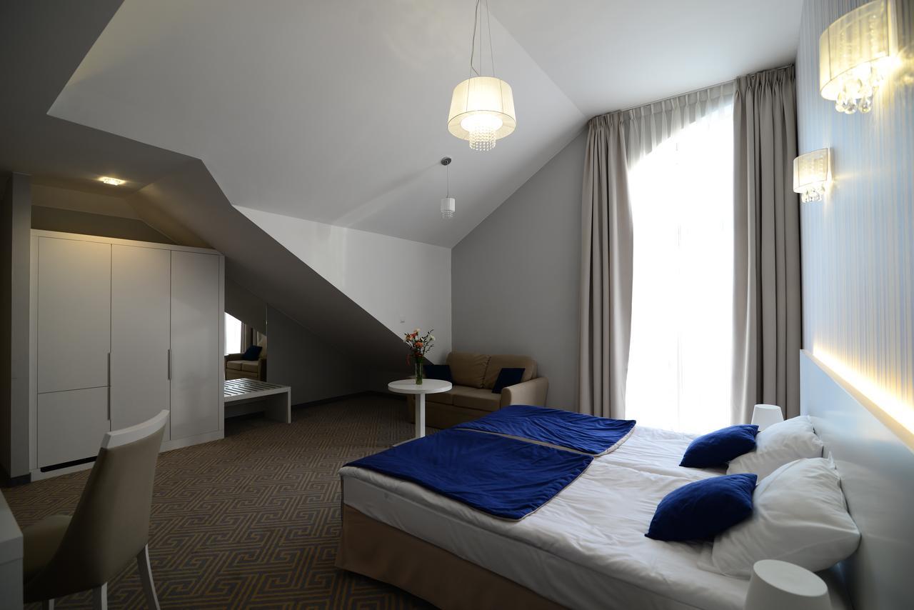 Hotel Aleksandria Siedlce Exteriör bild