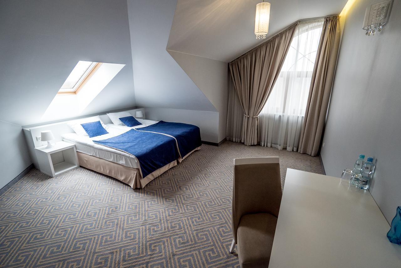 Hotel Aleksandria Siedlce Exteriör bild