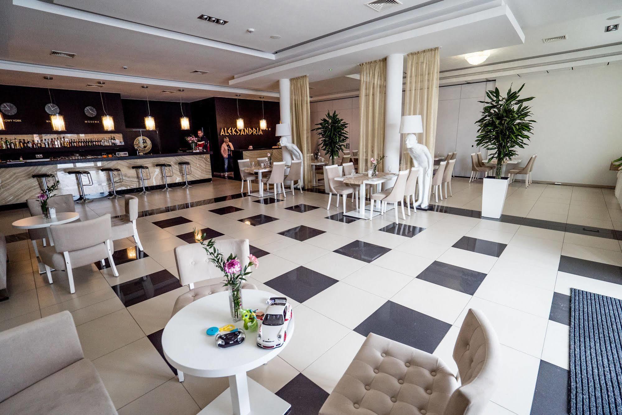 Hotel Aleksandria Siedlce Exteriör bild